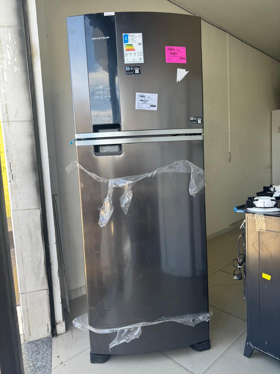 Geladeira/Refrigerador Brastemp Frost Free Duplex Preto 463L BRM55FE